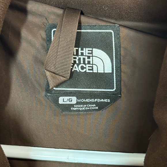 The North Face Brown 550 Down Pufffer Vest, Large - Picture 4 of 4